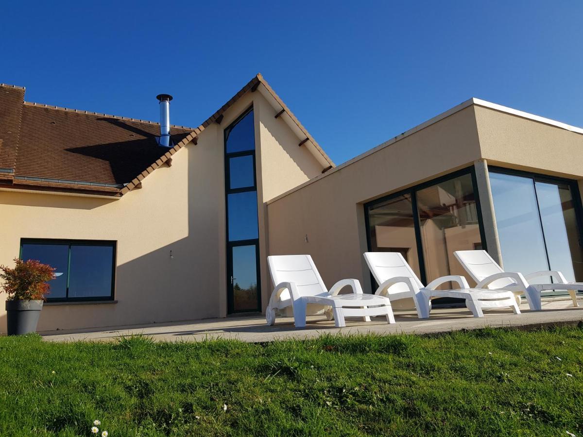 Magnifique Villa Avec Piscine Interieure Saint-Pois エクステリア 写真