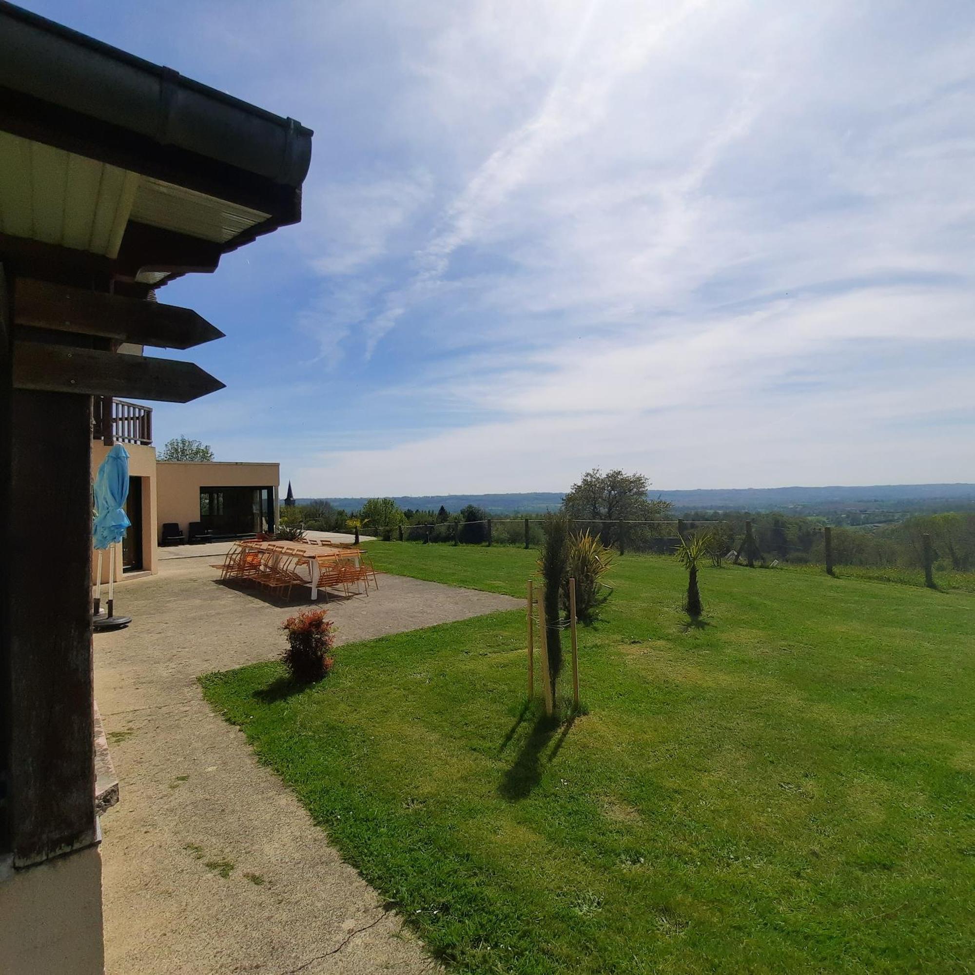 Magnifique Villa Avec Piscine Interieure Saint-Pois エクステリア 写真
