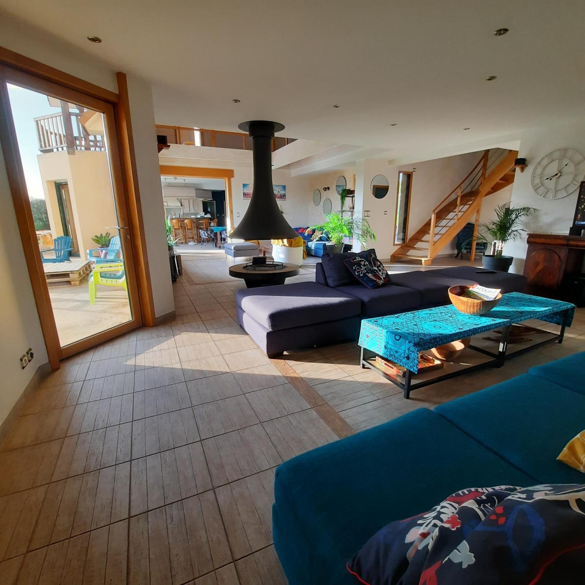 Magnifique Villa Avec Piscine Interieure Saint-Pois エクステリア 写真