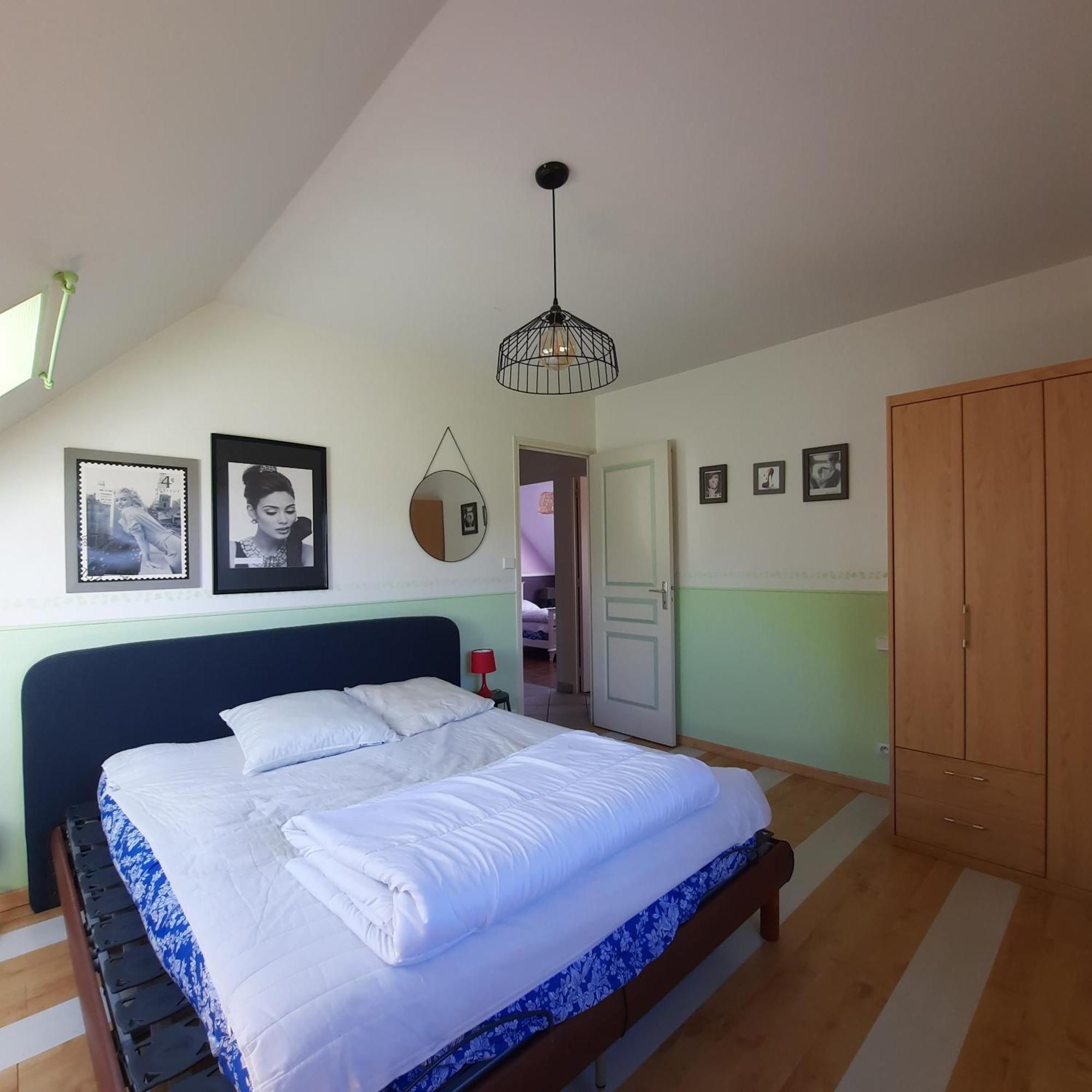 Magnifique Villa Avec Piscine Interieure Saint-Pois エクステリア 写真